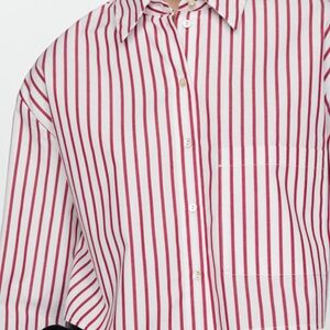 Zara long sleeve cropped shirt